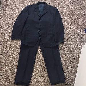 Reine Schurwolle Pinstripe Suit